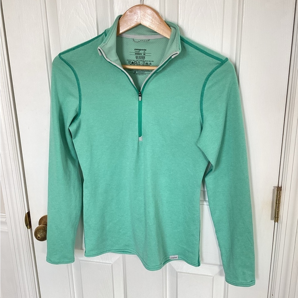 Patagonia XS Women’s Mock neck 1/4 Zip Sweatshirt  Green Layers Lightweight